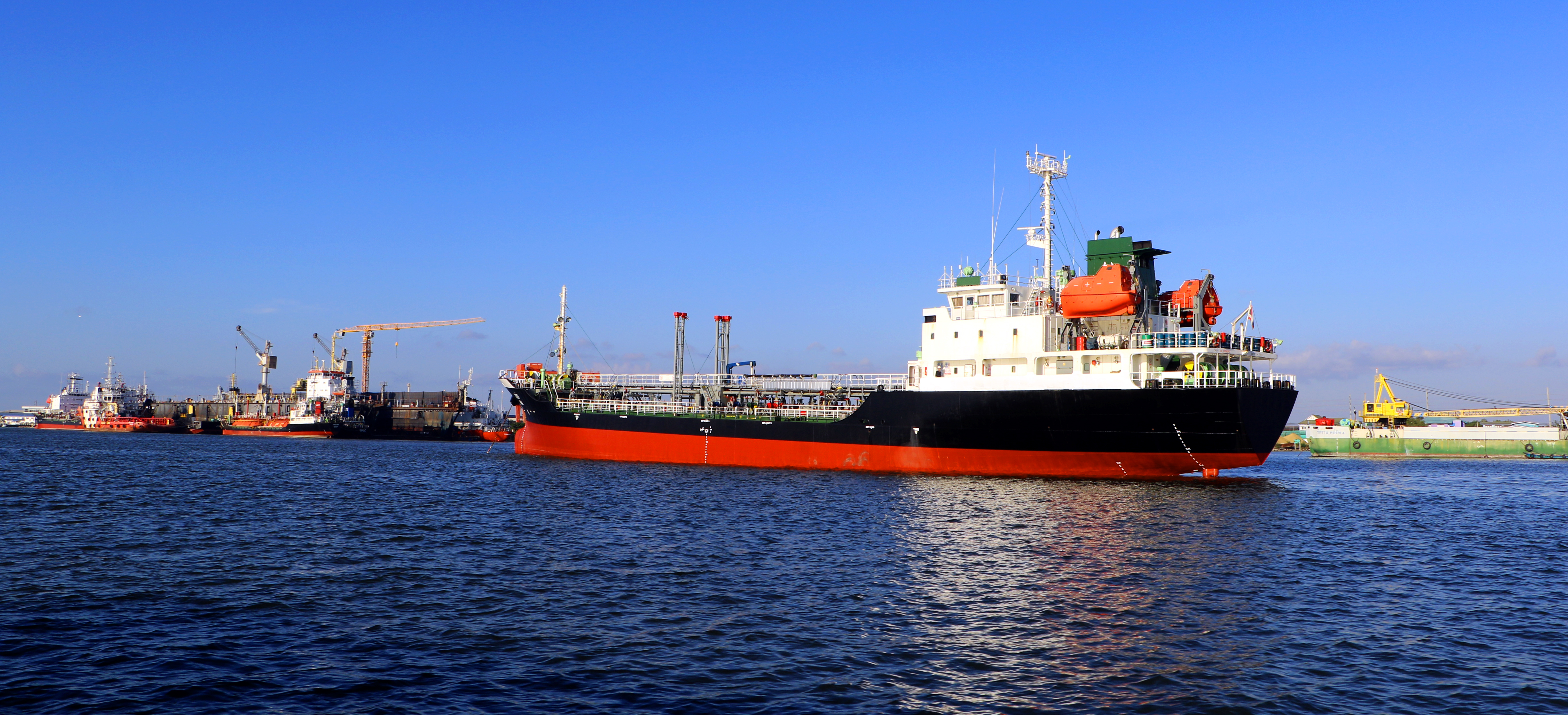 Oil Tanker Chartering
